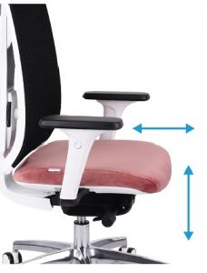Biuro kėdė su reguliuojama sėdynės gylio funkcija