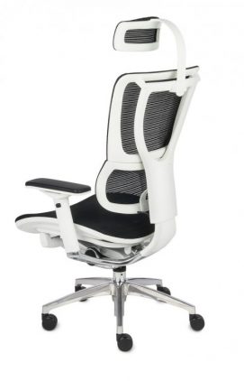 Balta ergonominė biuro kėdė kuriai pritaikome 5 metų garantija