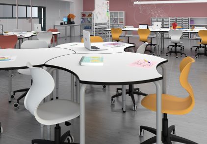 Trisix mokykliniai stalai